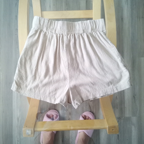 Z Supply High Waist Cream Shorts - Picture 3 of 3